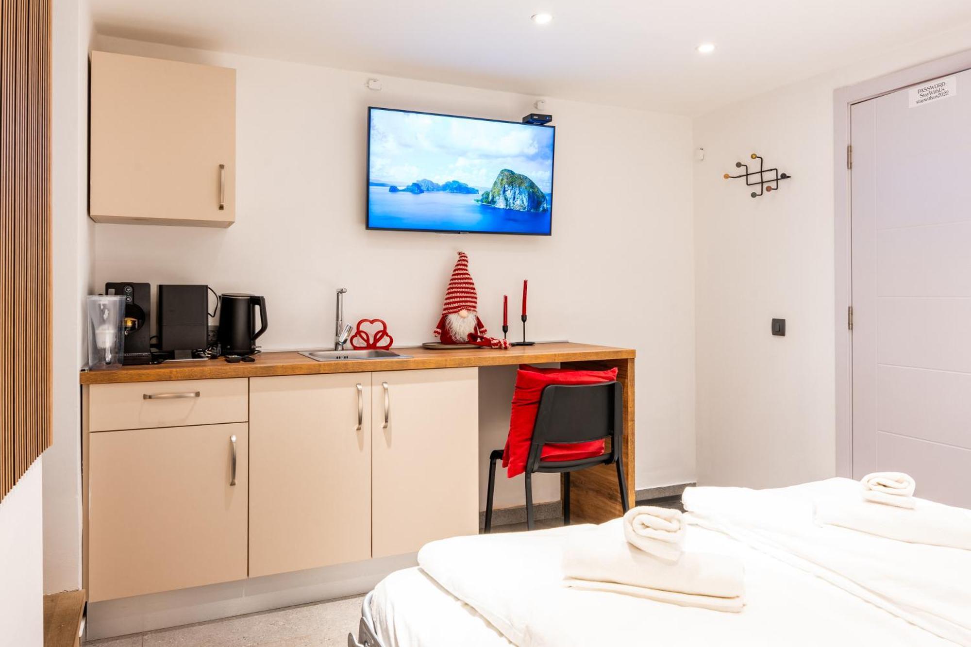 Staywithus , Ground Floor Zagreb Ngoại thất bức ảnh